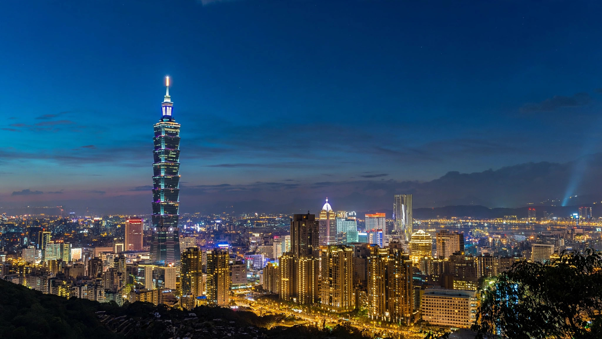 Taipei 101 at night, Taiwan e-visa for Indians